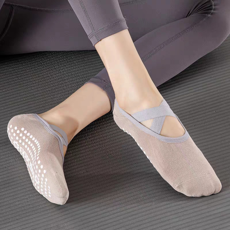 Meias de Yoga Profissionais pa - Pilates & Yoga Reversible Mockneck Sweatshirt avaliação e preço